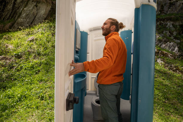 Best Luxury portable toilet rental  in Somerset, TX