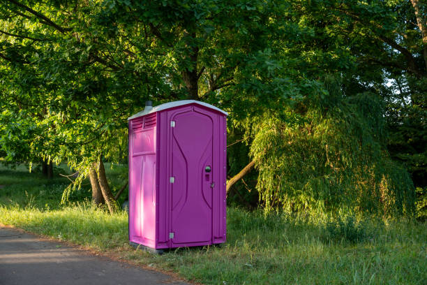 Best Portable bathroom rental  in Somerset, TX